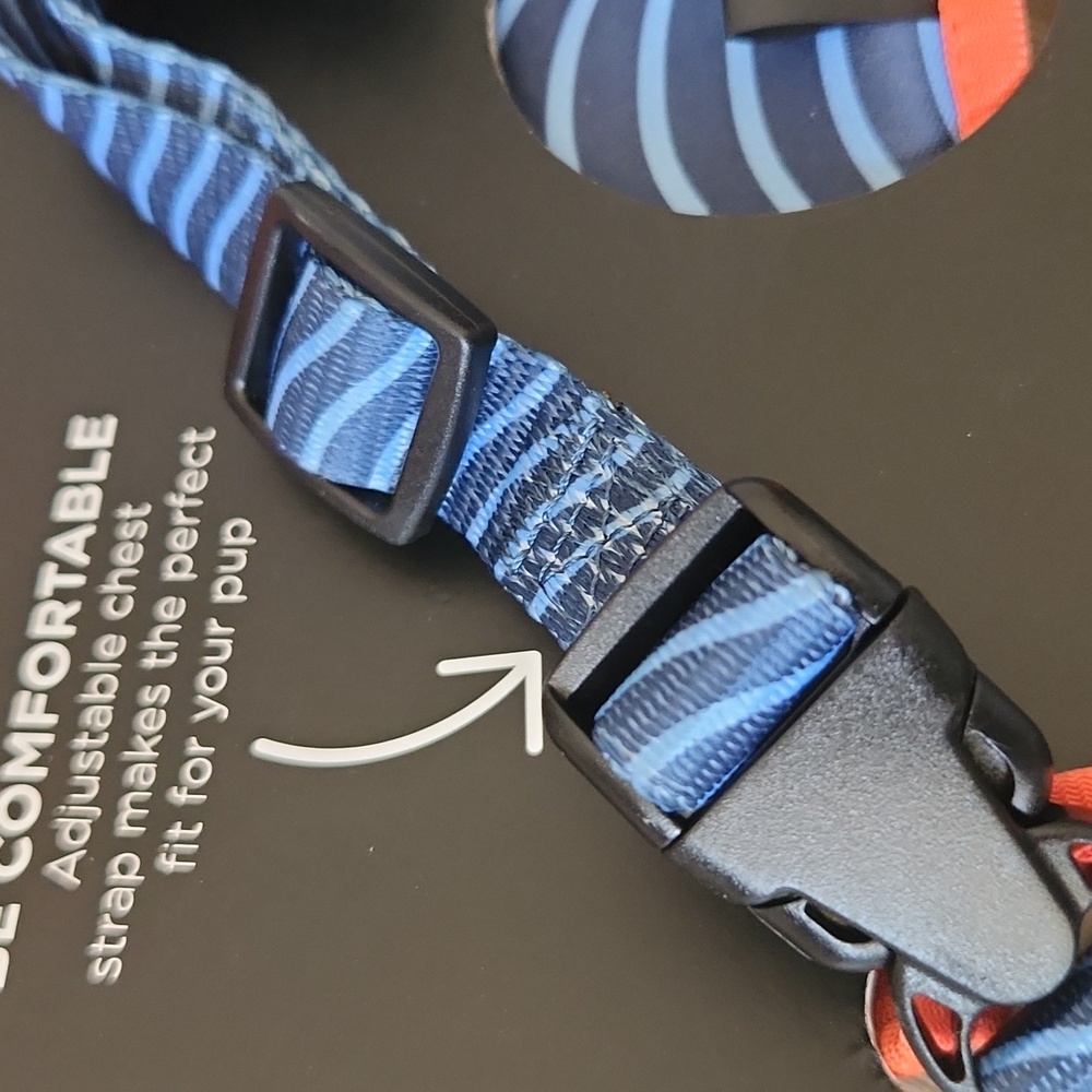 Lucy & Co. Reversible Dog Harness XL - Picture 7 of 13